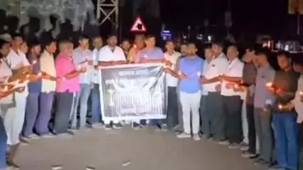 रामसर: रामसर के ग्रामीणों ने पहलगाम आतंकी हमले में शहीद हुए देशवासियों को दी अश्रुपूरित श्रद्धांजलि
