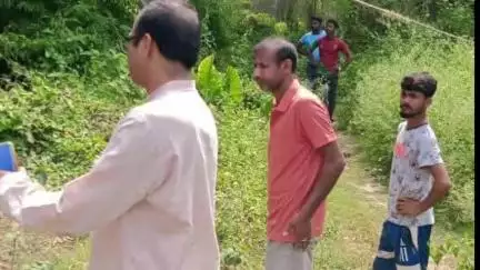 মহিষাদল: মহিষাদল রাজবাড়ি সিংহ দুয়ার হেরিটেজের ঘোষনার পর সংস্কারের কাজ খতিয়ে দেখতে উপস্থিত মহিষাদলের বিধায়ক