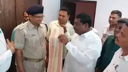 ନରସିଂହପୁର: ନରସିଂହପୁର ଥାନା ଅଧିକାରୀ ଭବାନୀ ଖୁଣ୍ଟିଆ ଙ୍କର ପଦୋନ୍ନତି ପାଇଁ ବିଧାୟକ ଦେଲେ ଶୁଭେଚ୍ଛା