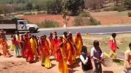 डुमरी: खेतली में ब्रह्म देवता के पास कलश यात्रा, अखंड हरीकीर्तन और प्राणप्रतिष्ठा कार्यक्रम शुरू