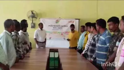 भंडरिया: प्रखंड कार्यालय में मनाया गया राष्ट्रीय पंचायती राज दिवस, लोगों को शपथ दिलाई गई