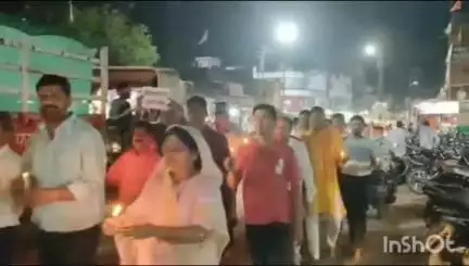 मझोली: मझौली में कैंडल मार्च निकाला गया, पहलगाम हमले में शहीदों को श्रद्धांजलि दी गई, आतंकवाद का विरोध किया गया