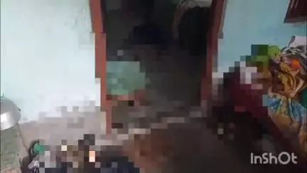 ডোমজুড়: হাওড়া ডোমজুড়ে মায়ের  মৃতদেহ আগলে ছেলে প্রায় তিন থেকে চার দিন