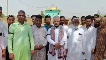Aaj garam neura me badhnmaaz jumma phalgaw atankwadi hamle ke virodh pradarshan Kiya gaya 

gram neura po.sori ps.risiya