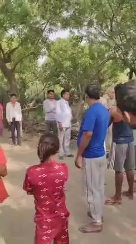 गन्नौर  बीएसटी कॉलोनी में एक चोर चोरी करते हुए पकड़ा गया