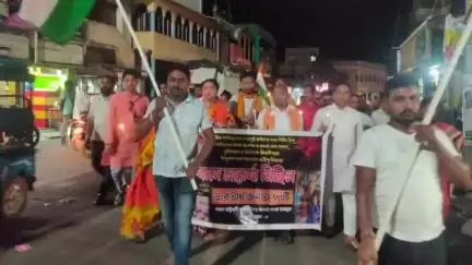 গড়বেতা ২: কাশ্মীরের ঘটনার প্রতিবাদে  গোয়ালতোড়ে প্রতিবাদ মিছিল