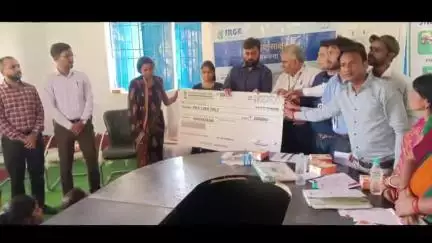गिद्धौर: मंझगांवा सचिवालय भवन में नाबार्ड के तहत वित्तीय साक्षरता कार्यक्रम का किया गया आयोजन