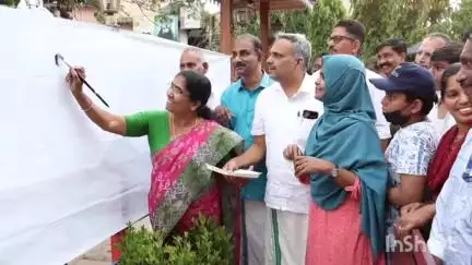 കൊയിലാണ്ടി: നാട് മാറിയതിന്റെ വികസന കാഴ്ചകളുമായി 'വികസന വരകൾ', ജില്ലാതല ഉദ്ഘാടനം കൊയിലാണ്ടിയിൽ നഗരസഭ ചെയർപേഴ്‌സൺ നിർവഹിച്ചു