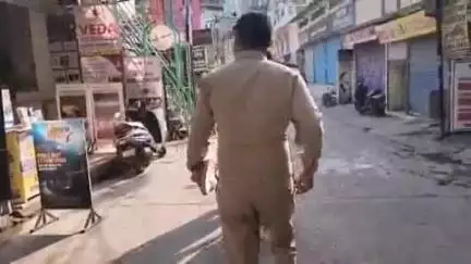 यमकेश्वर: लक्ष्मणझूला पुलिस ने चलाया वृहद सत्यापन अभियान, मकान और रिजॉर्ट मालिकों पर लगाया ₹3 लाख का जुर्माना
