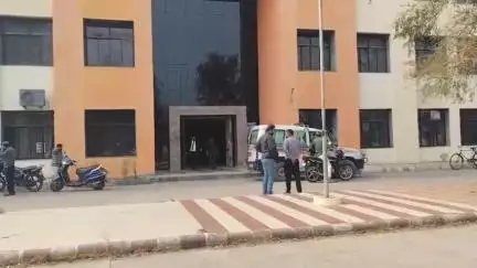 વસો: સિપાઈવાળામાં બે પરિવારો વચ્ચે થયેલ બોલાચાલી મામલે કોર્ટે મહત્વનો ચુકાદો આપ્યો.