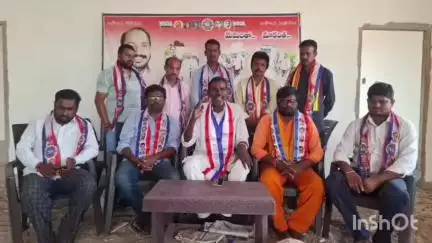 చిగురుమామిడి: తెలంగాణలో గడిచిన పది ఏళ్లలో బి ఆర్ ఎస్ అరాచక పాలన కొనసాగించింది: రవీందర్ ,బీసీ సంక్షేమ సంఘం రాష్ట్ర ఉపాధ్యక్షులు