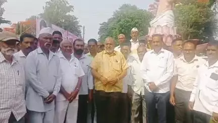 भुदरगड: सरकारच्या धोरणामुळे शेतकरी कर्जबाजारी, माजी खासदार राजू शेट्टी यांचा राज्य सरकारवर गारगोटी येथे घणाघात
