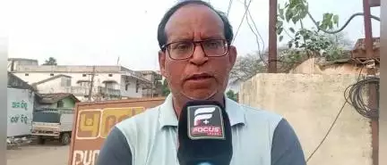 ଟିଟିଲାଗଡ: ତୁଷୁରା ଜନସ୍ବାସ୍ଥ୍ୟ ବିଭାଗ ଯନ୍ତ୍ରୀଙ୍କ ଦୁର୍ବ୍ୟବହାରଅଭିଯୋଗ ପରେ,ତୁଷୁରାଠାରେ ପ୍ରତିକ୍ରିୟା ଜଣେ ସାମ୍ବାଦିକ ଓ ୟୁଥ୍ ଏକ୍ସନକମିଟି ସଭାପତି