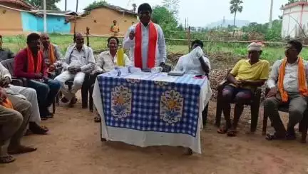 "बेलहर विधानसभा के हथियापत्थर गांव में जनसंपर्क, समस्याओं के समाधान के लिए अधिकारियों को निर्देशित किया गया"
#belhar