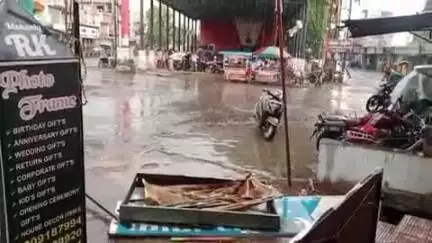 महासमुंद : महासमुंद शहर मे भी तेज हवाए के साथ बारिश