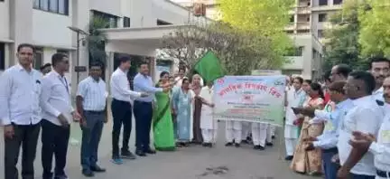 परभणी-जागतिक हिवताप दिनाच्या निमित्ताने जनजागृती रॅलीचे आयोजन