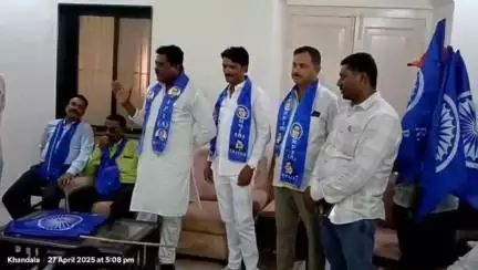 खंडाळा: भांडवलशाहीच्या विरोधात रिपाई मैदानातः खंडाळ्यात रिपाई एचे प्रदेश उपाध्यक्ष दादासाहेब ओव्हाळ यांचा बैठकीत एल्गार