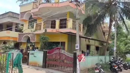 கும்பகோணம்: பெற்ற தாயை மகனே கடப்பாரையால் அடித்து கொலை எஸ் எம் எஸ் நகர் பகுதியில் பரபரப்பு
