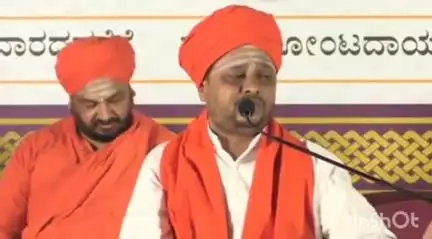 ಅಣ್ಣಿಗೇರಿ: ಪಟ್ಟಣದಲ್ಲಿ ನೀಲಗುಂದ ಶ್ರೀ ಗುದ್ದೇಶ್ವರ ಶ್ರೀಗಳ 9ನೇ ದಿನದ ಪ್ರವಚನ ಕಾರ್ಯಕ್ರಮ