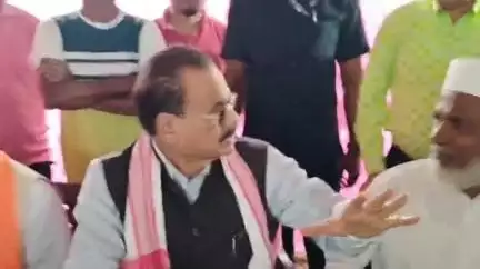 বৰক্ষেত্ৰী: লোহাৰকাঠাত টিহু সমষ্টিৰ পঞ্চায়ত নিৰ্বাচনৰ মিত্ৰজোতৰ প্ৰাৰ্থীৰ প্ৰচাৰ , প্ৰচাৰ চলালে মন্ত্ৰী চন্দ্ৰমোহন পাটোৱাৰীয়ে