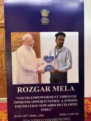 Shri. S K Vimalanathan, Chief Commissioner of Customs, Trichy Zone  interacted with the candidates during #Rozgarmela at Trichy.