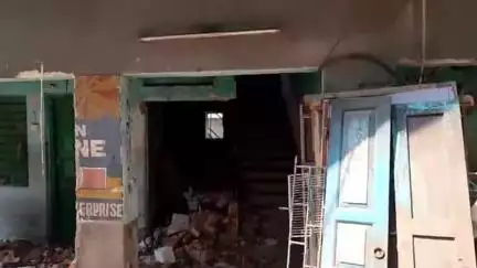 শহিদ মাতঙ্গিনী: মেছেদায় জরাজীর্ণ বাড়ি ভাঙার প্রস্তাব; মামলা দায়ের ভাড়াটিয়ার, আদালতের নির্দেশে পরিদর্শন প্রতিনিধি দলের