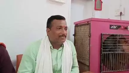 #jharkhand #चक्रधरपुर Ckp Headlines 
चक्रधरपुर: शौडिंक धर्मशाला में गिरिराज सेना प्रमुख उमाशंकर गिरि के द्वारा 30 अप्रैल