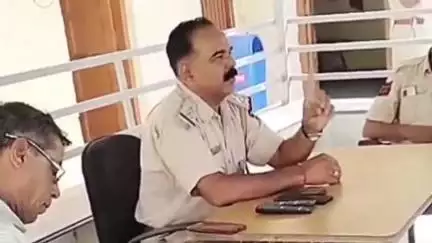 गिड़ा: गिड़ा थाना परिसर में सीएलजी सदस्यों की बैठक का हुआ आयोजन, थानाधिकारी ने कानून व शांति व्यवस्था बनाए रखने की अपील की