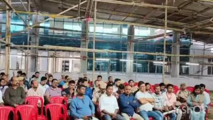 খুমটাই: চেলেঙিত ৰাজনৈতিক দলৰ বিষয়ববীয়া, আৰক্ষীৰে প্ৰথম পৰ্যায়ৰ পঞ্চায়ত নিৰ্বাচনৰ অন্তিম পৰ্যালোচনাত বৈঠক গোলাঘাট জিলা আয়ুক্তৰ