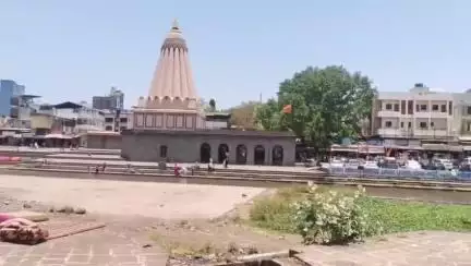 वाई: नाना नानी पार्क पार्किंगचा अड्डा बनवलाय: सामाजिक कार्यकर्ते काशिनाथ मामा शेलार झाले आक्रमक
#jansamasya
