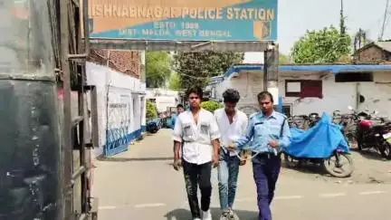 কালিয়াচক ২: পেট্রোল পাম্প এলাকা থেকে মদ্যপ অবস্থায় মারপিট করায় গ্রেপ্তার ২, ধৃতদের আদালতে পেশ