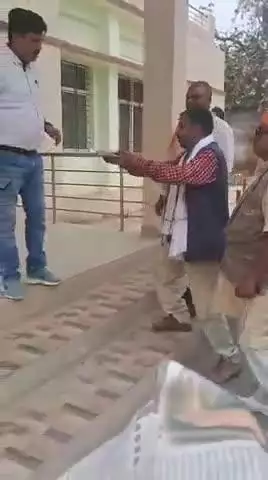 umari mod mein sharab band karane ko lekar SDM karyalay Ko Diya gyapan@@