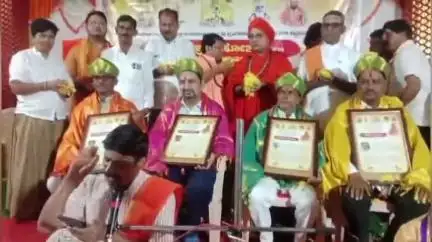 ಚಿಂಚೋಳಿ: ಪಟ್ಟಣದಲ್ಲಿ ಪುರಾಣ ಮಂಗಲ ಮಹೋತ್ಸವ: ನಾಲ್ವರು ಸಾಧಕರಿಗೆ ಪ್ರಶಸ್ತಿ ಪ್ರದಾನ