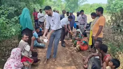 ಕಲಘಟಗಿ: ತಾಲ್ಲೂಕಿನ ದುಮ್ಮವಾಡ ಗ್ರಾಮ ಪಂಚಾಯತ್‌ಗೆ ಜಿ.ಪಂ ಸಿಇಓ ಭುವನೇಶ ಪಾಟೀಲ್ ಭೇಟಿ, ಪರಿಶೀಲನೆ