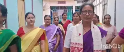 পলাশবাৰী: ৪ নম্বৰ ধাৰাপুৰ গাঁও পঞ্চায়তত ৪ নম্বৰ ৱাৰ্ডৰ সদস্য কল্যাণী কাকতি কলিতাৰ নিৰ্বাচনী প্ৰচাৰ