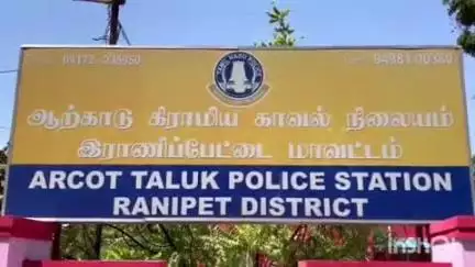 ஆற்காடு: புதுப்பாடி அருகே பேருந்தில் கஞ்சா கடத்தி வந்த இருவர் கைது- 60 கிலோ ஹைபிரிட் ரக கஞ்சா பறிமுதல்