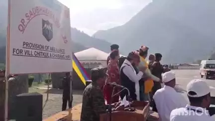 टापरी: राजस्व मंत्री ने जिला के सीमावर्ती गांव छितकुल व कुन्नू-चारंग के लिए दो रोगी वाहनों को हरी झंडी दिखाकर रवाना किया