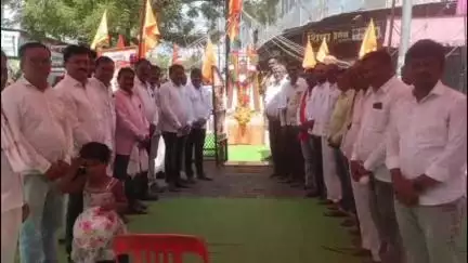 पुर्णा: महात्मा बसवेश्वर जयंती निमित्त श्री गुरुबुद्धी स्वामी मठ संस्थान येथून काढली शोभायात्रा