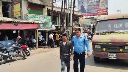 কালিয়াচক ২: গুলজারটোলা এলাকা থেকে মদ্যপ অবস্থায় মারপিট করায় গ্রেপ্তার এক, ধৃতকে বৃহস্পতিবার আদালতে পেশ