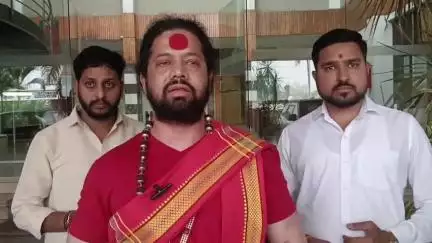 पारनेर: कालीचरण महाराजांची औरंगजेब कबर काढण्यावर प्रतिक्रिया