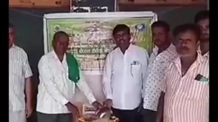 ಶಿರಹಟ್ಟಿ: ಪಟ್ಟಣದಲ್ಲಿ ಕಡಲೆ ಖರೀದಿ ಕೇಂದ್ರಕ್ಕೆ ಚಾಲನೆ