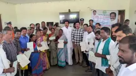 రాజంపేట: రాజంపేటలో ముఖ్యమంత్రి సహాయ నిధి నుండి మరియు కళ్యాణ లక్ష్మి నుండి మంజూరైన చెక్కులను పంపిణీ చేసిన ఎమ్మెల్యే రమణారెడ్డి