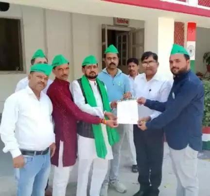 #sitapur 
#सीतापुर 
#rajendra_yadav
#National_President
#भारतीय_किसान_संगठन 
#Bharatiya_Kisan_Sangathan