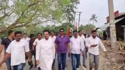 করিমপুর ২: ঔষধের মূল্যবৃদ্ধি ও স্বাস্থ্যবিমার উপর কেন্দ্ররে জিএসটি প্রত্যাহারের দাবিতে করিমপুর ২ ব্লক তৃণমূলের বিক্ষোভ মিছিল