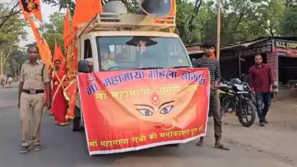 सीतापुर: सीतापुर शहर में मां महामाया महिला समिति ने निकाली मां महामाया की चुनरी यात्रा,शहर का किया गया भ्रमण। #bhakti #navratri