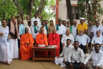 ಹೊಸದುರ್ಗ: ಸಾಣೇಹಳ್ಳಿ ಮಠದಲ್ಲಿ ‘ಕರ್ನಾಟಕ ಪರಿವರ್ತನೆಯ ಚಿಂತನೆ ಮತ್ತು ಕ್ರಿಯಾಯೋಚನೆ’ ಕುರಿತು ಸಮಾನ ಮನಸ್ಕರ ಸಂವಾದ ಸಭೆ