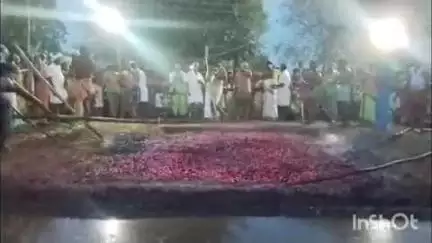 செந்துறை: நத்தக்குழியில் உள்ள திரெளபதி அம்மன் ஆலயத்தில் தீமிதி திருவிழா