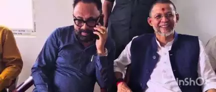 কমলপুৰ: কমলপুৰত প্ৰাক্তন বিধায়ক সত্যব্ৰত কলিতা আৰু কমলপুৰৰ বৰ্তমানৰ বিধায়ক দিগন্ত কলিতাৰ যুটীয়া সংবাদমেল