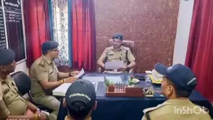 सोमेश्वर: सीओ अल्मोड़ा ने थाना सोमेश्वर का किया औचक निरीक्षण, आपराधिक प्रवृत्ति के लोगों पर सतर्क दृष्टि रखने के दिए निर्देश