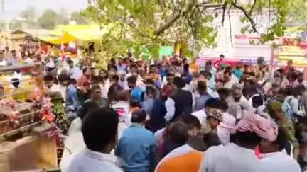 "बाबा केवल धाम में माननीय केंद्रीय गृह राज्य मंत्री श्री Nityanand Rai जी, माननीय सांसद महोदय डॉ .राजभूषण चौधरी सर